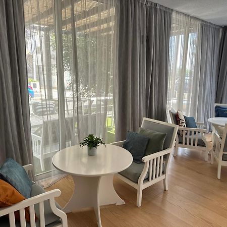 Pasithea Holiday Apartments Larnaka Exterior foto